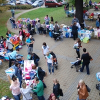 Bild: Beim Herbst-Flohmarkt im letzten Jahr gab es zahlreiche Besucher
(Foto: Klinikum Niederlausitz /Christine Thomschke)